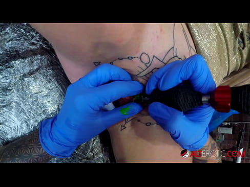 ❤️ Si Sully Savage adunay tattoo sa iyang clitoris ❌  Sex sa ceb.port-amurasso.ru